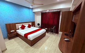 Hotel Arya Residency Rabale